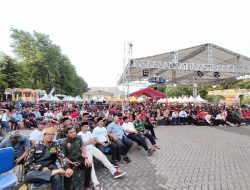 Seru! Ribuan Warga Serbu Nobar Timnas Indonesia Bersama PC GP Ansor Sidoarjo