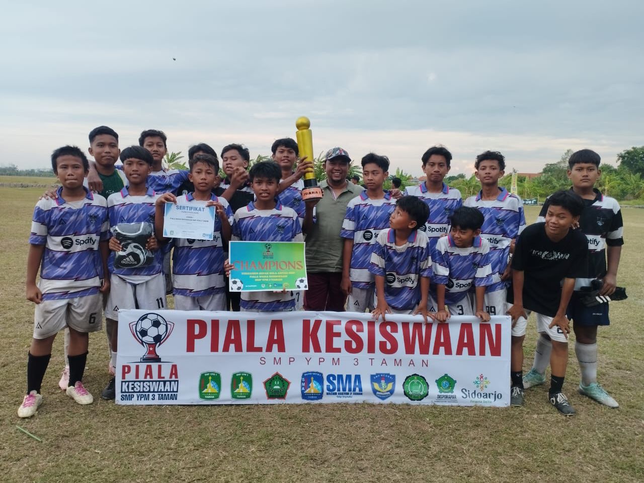 Sepak Bola